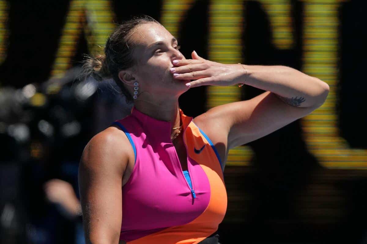 Australian Open: Svitolina crushes sorry Gauff to set up semi-final with Sabalenka