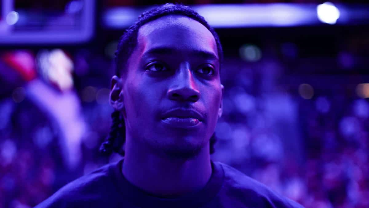 Bulls and Timberwolves trade Rob Dillingham for Ayo Dosunmu in NBA trade deadline deal