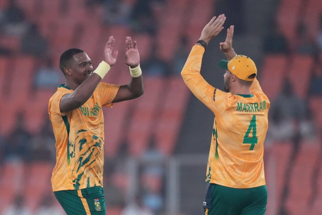 Lungi Ngidi and Aidan Markram of South Africa