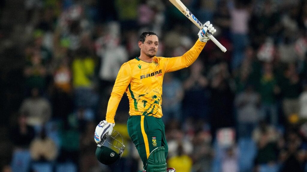 Quinton de Kock playing cricket for South Africa.
