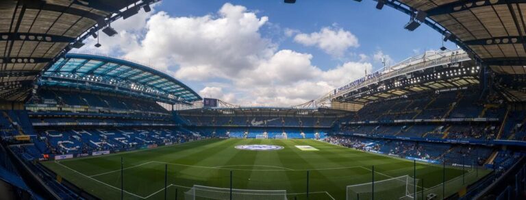 Chelsea vs PSG: Confirmed teams and full lineups in Champions League last 16