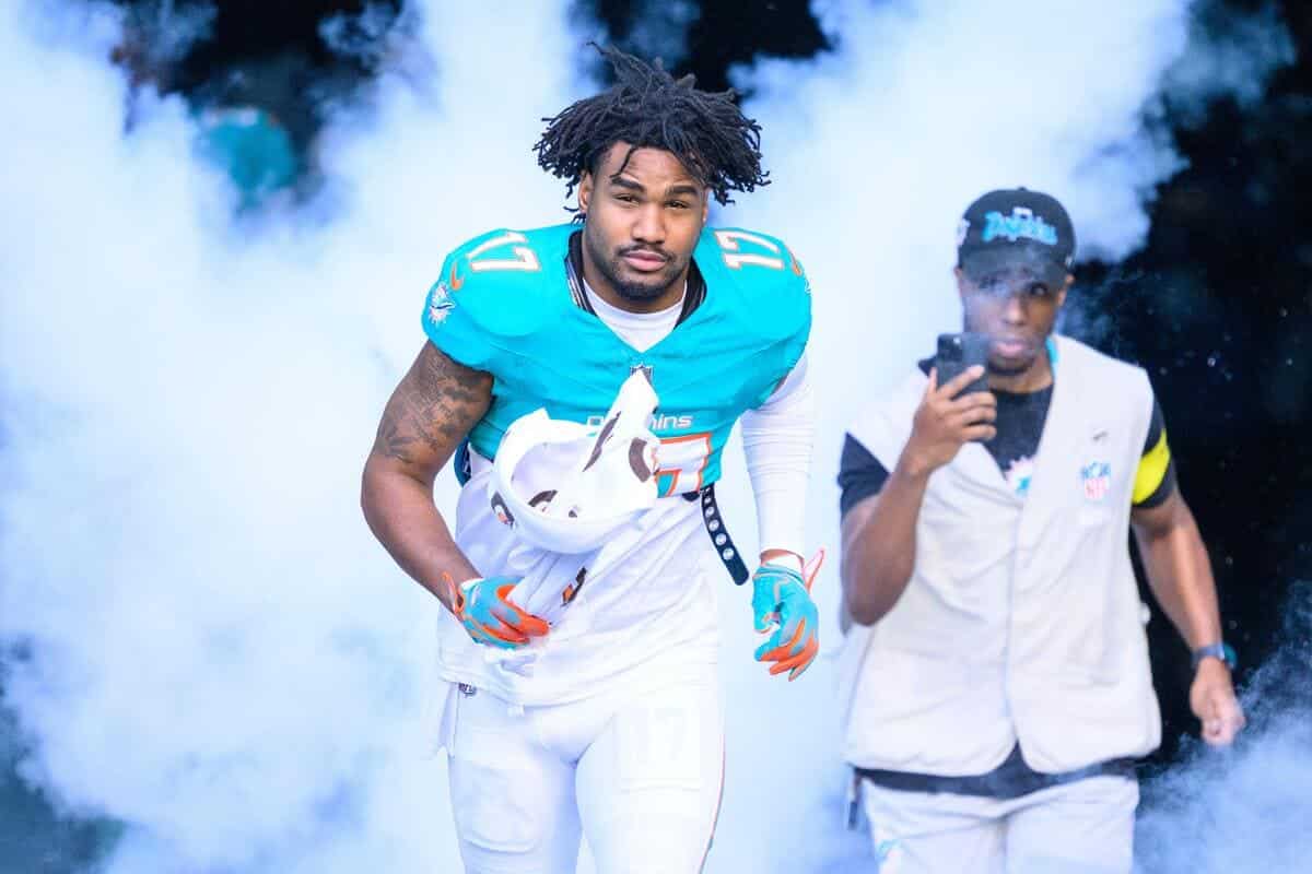 Denver Broncos upgrade receiving corps by getting Jaylen Waddle from Miami Dolphins