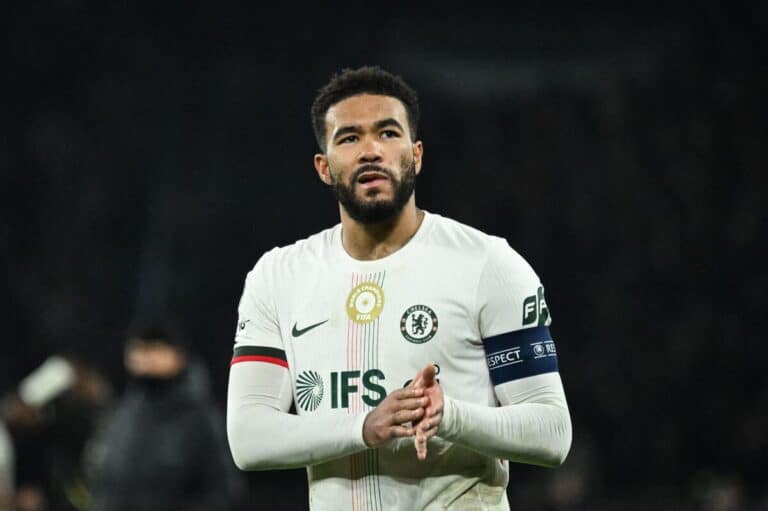 Reece James agrees new contract with Chelsea