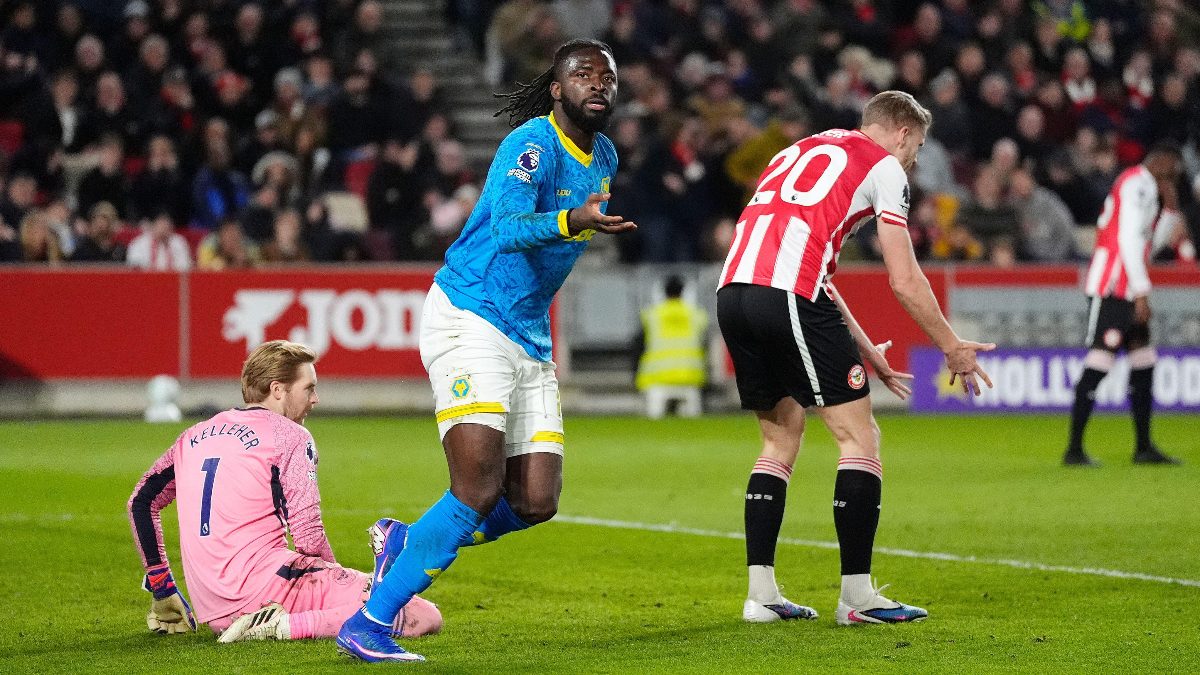 Brentford 2-2 Wolves: Visitors come from two goals down to draw as Bees lose ground in European hunt