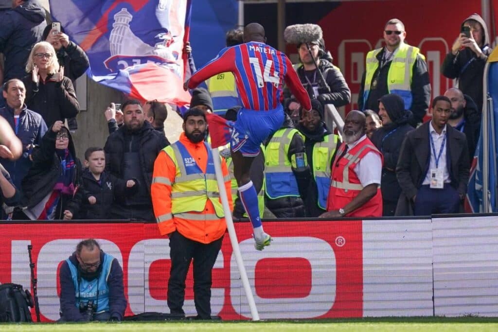 Jean-Philippe Mateta celebrates scoring the winner for Crystal Palace against Newcastle