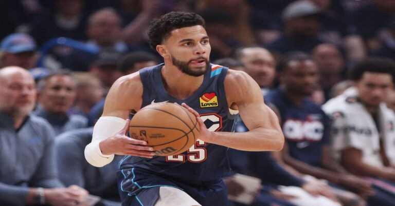 Mitchell overshadows Gilgeous-Alexander to put LeBron James and the Lakers on brink of elimination