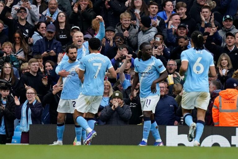 LIVE – Manchester City v Crystal Palace: Commentary, updates, goals and stats as Arsenal watch on