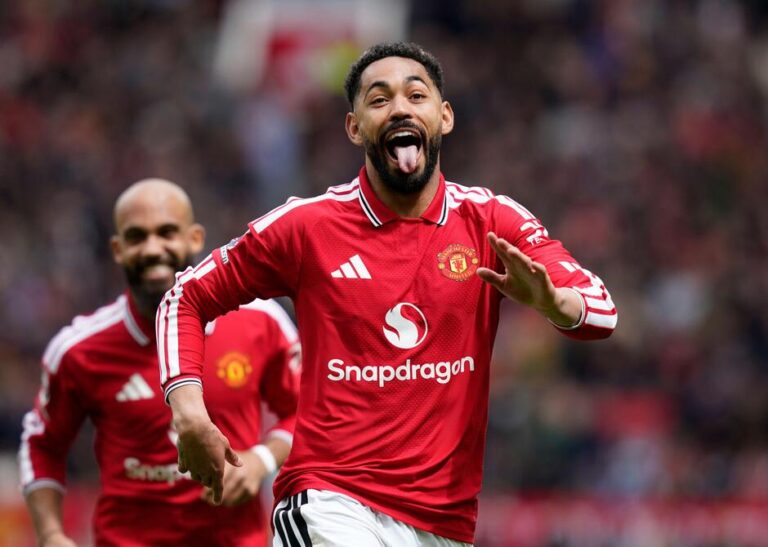 Manchester United 3-2 Nottingham Forest: Fernandes equals assist record in cracking game