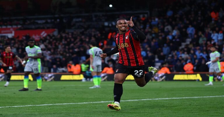 Bournemouth v Manchester City: Kroupi’s curling finish puts Arsenal 45 minutes from title